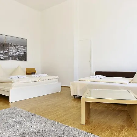 Bearlincity Apartments - City Center West Берлин Номер фото