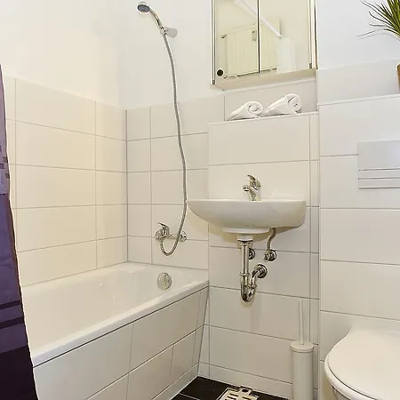 Bearlincity Apartments - City Center West Берлин Номер фото